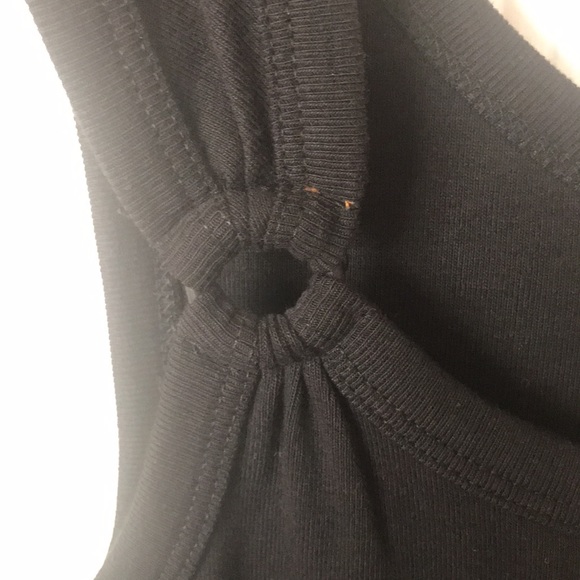 In Wear black cami size medium - Picture 3 of 8